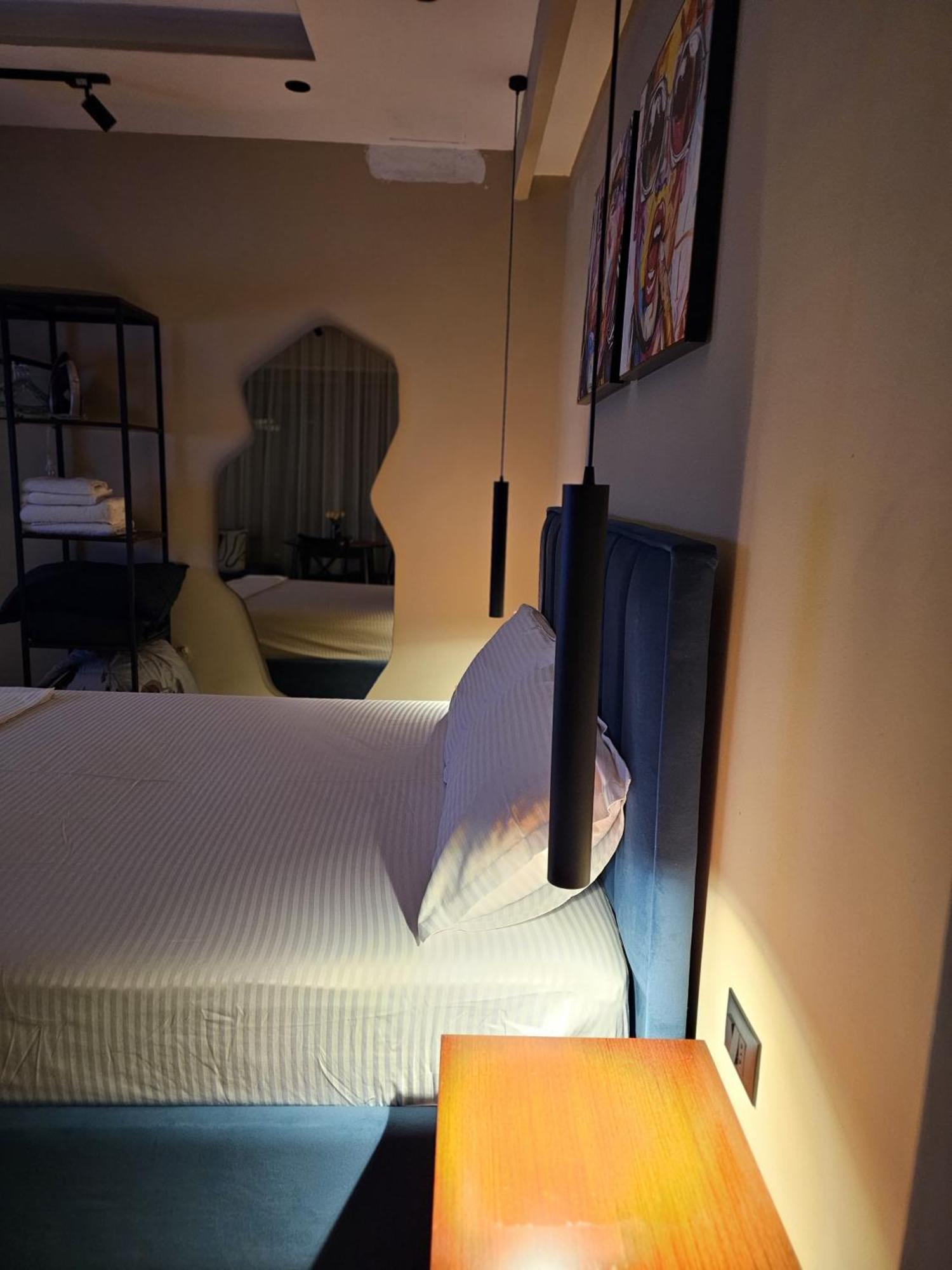 Tirana Daily Rental Apartments 1 Екстер'єр фото